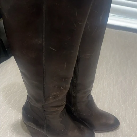 Frye Brown knee high wedge boots sz 8 - Picture 5 of 7